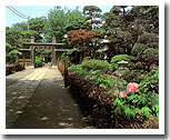 冠木門形式の山門