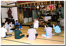 6.円座になって唱題行