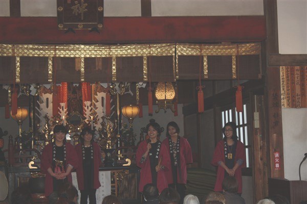 自己紹介や曲の説明