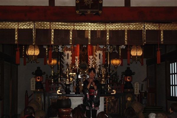 上手な歌も披露