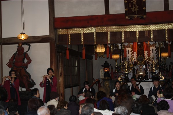 三味線とお囃子の合奏