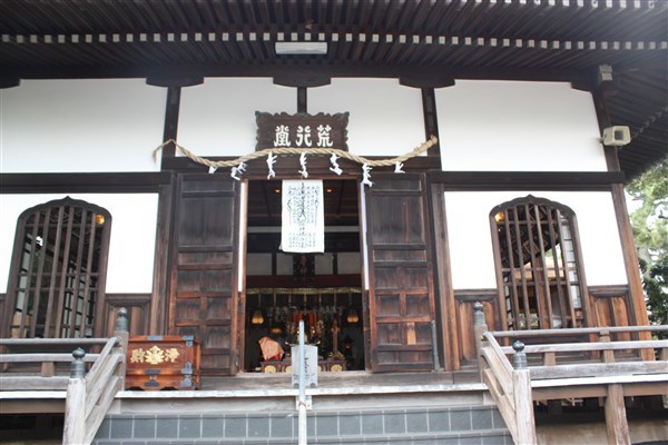 表堂入口