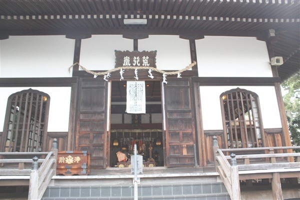 表堂入口